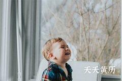 姓刘的男孩属兔怎么起名字？
